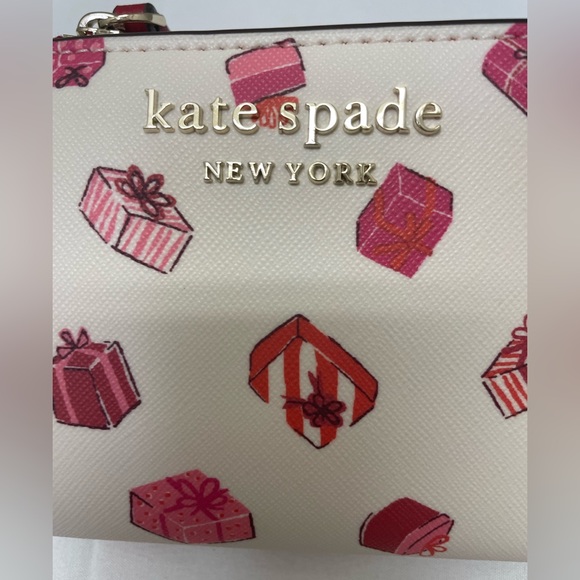 NWT ♠️ Kate Spade Wallet - Picture 3 of 7